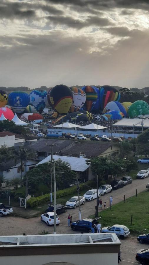Apartamento Em Otima Localizacao Torres Exterior foto
